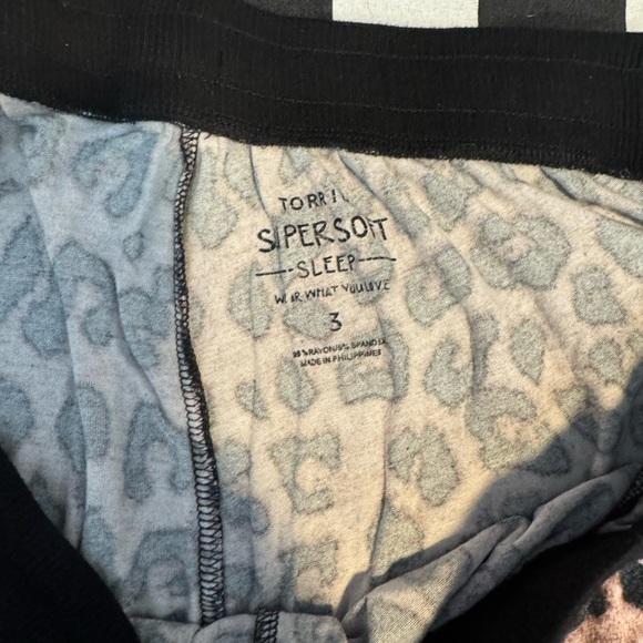 Torrid leopard super soft pajama set - Picture 6 of 6
